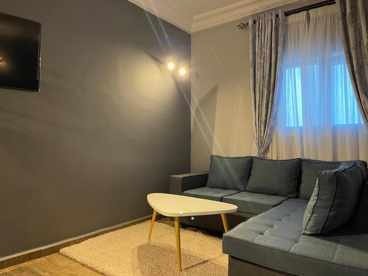 La Rochelle Hotel ياوندي المظهر الخارجي الصورة